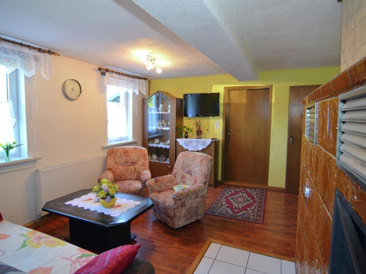 Holiday Home With Garden Neustadt am Rennsteig Luaran gambar