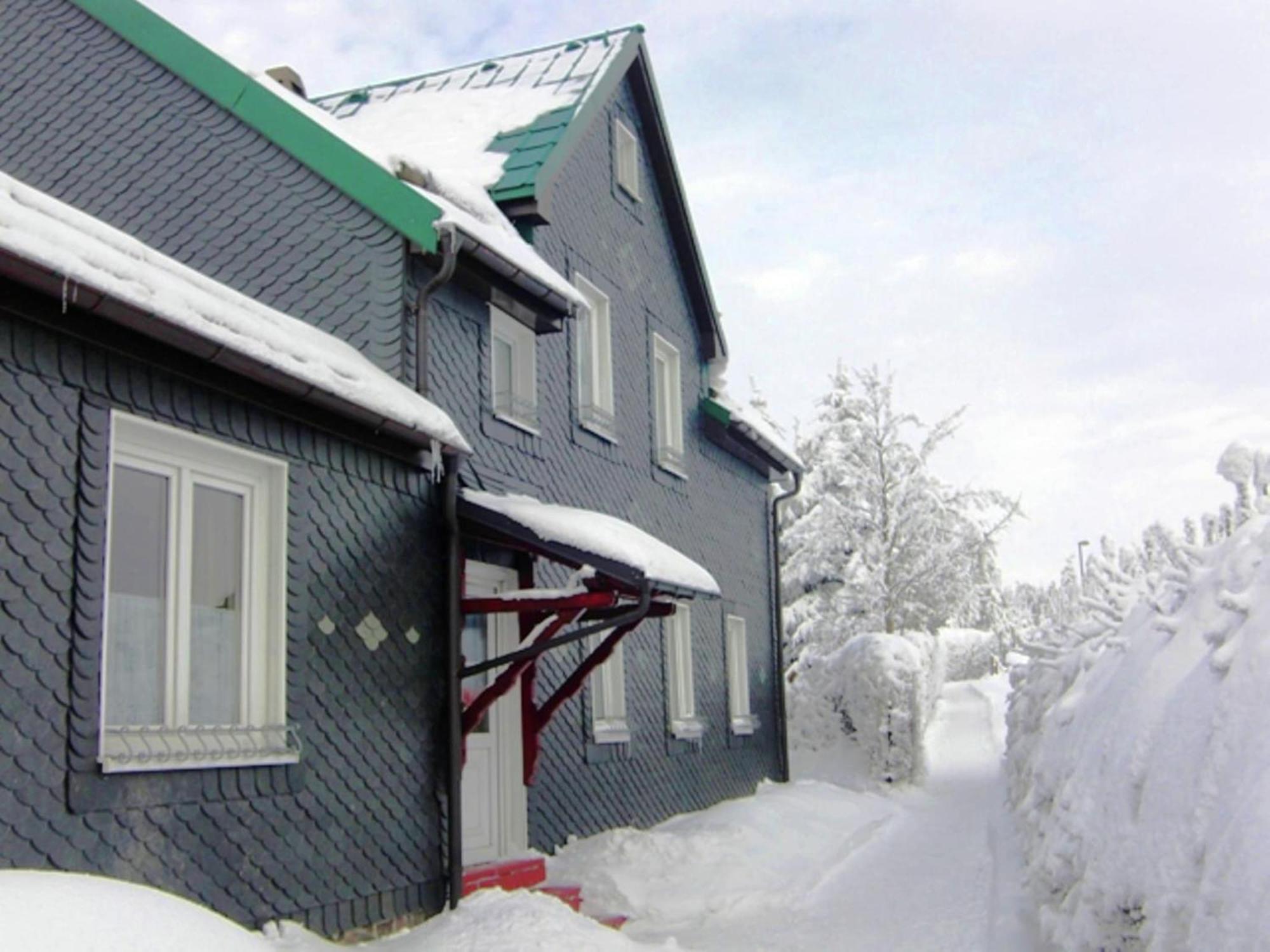 Holiday Home With Garden Neustadt am Rennsteig Luaran gambar