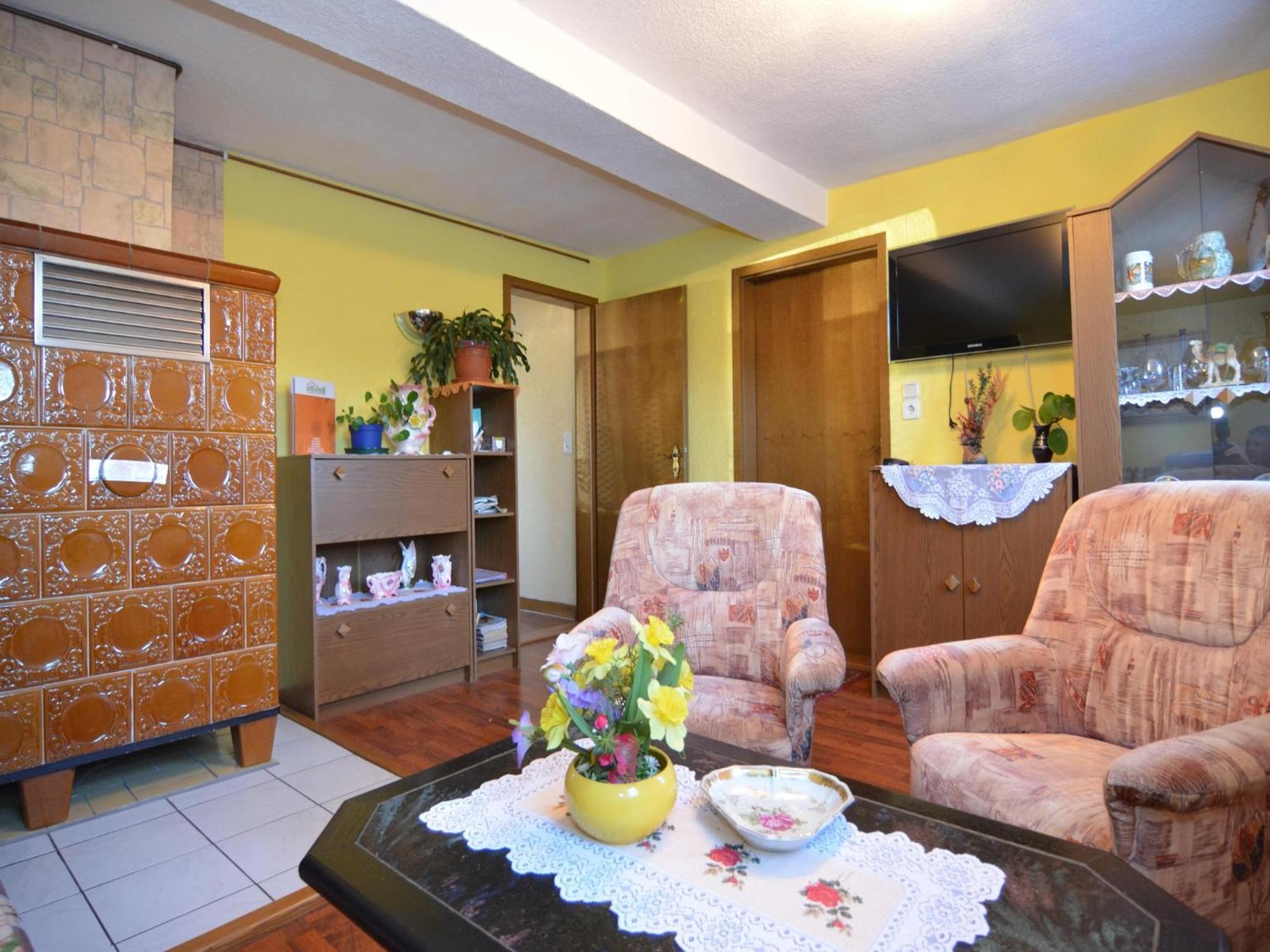 Holiday Home With Garden Neustadt am Rennsteig Luaran gambar