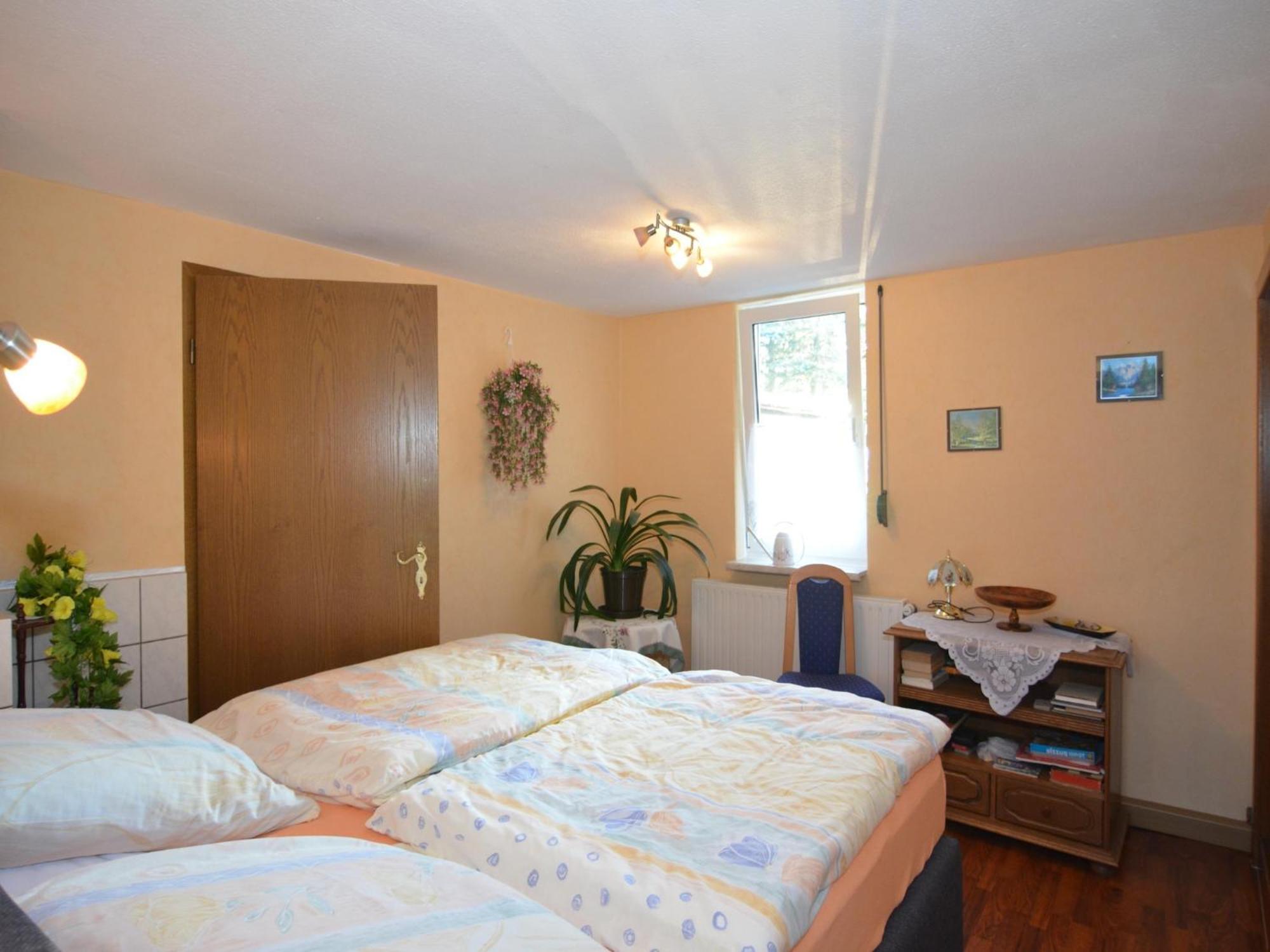 Holiday Home With Garden Neustadt am Rennsteig Luaran gambar