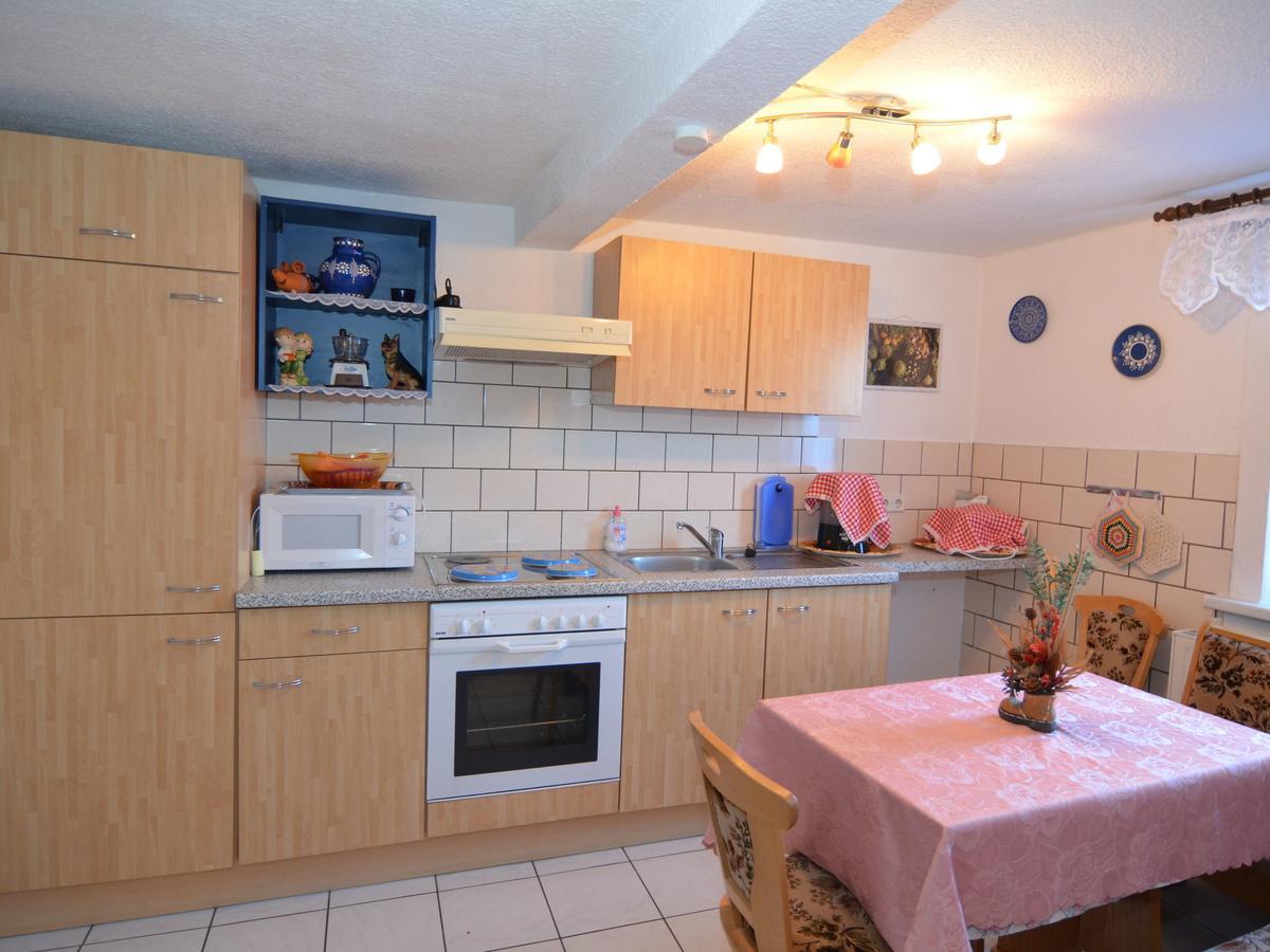 Holiday Home With Garden Neustadt am Rennsteig Luaran gambar