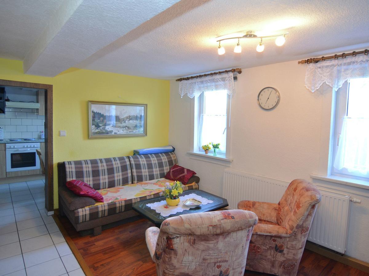 Holiday Home With Garden Neustadt am Rennsteig Luaran gambar